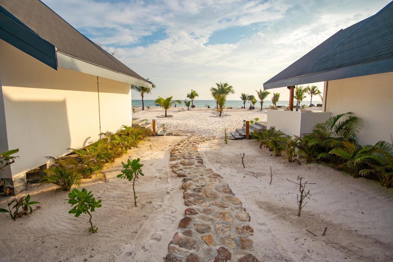 You&Me Resort Pagoda Beach 外观 照片