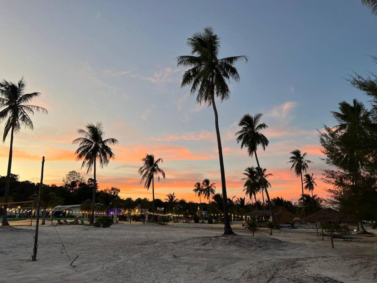 You&Me Resort Pagoda Beach 外观 照片